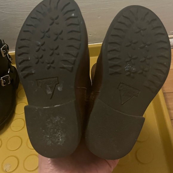 Toddler knee-high boots - Picture 3 of 7